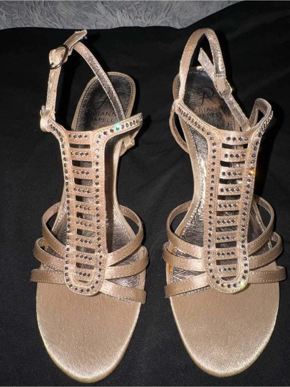 Adrianna Papell Gold Rhinestone T-Strap Sandals Leather Size 8M